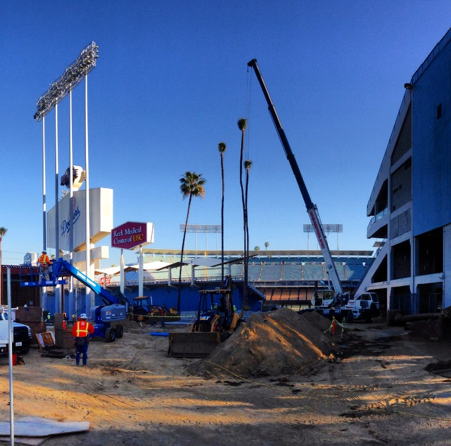 Photos and video: Hockey beneath the palm trees at Dodger Stadium